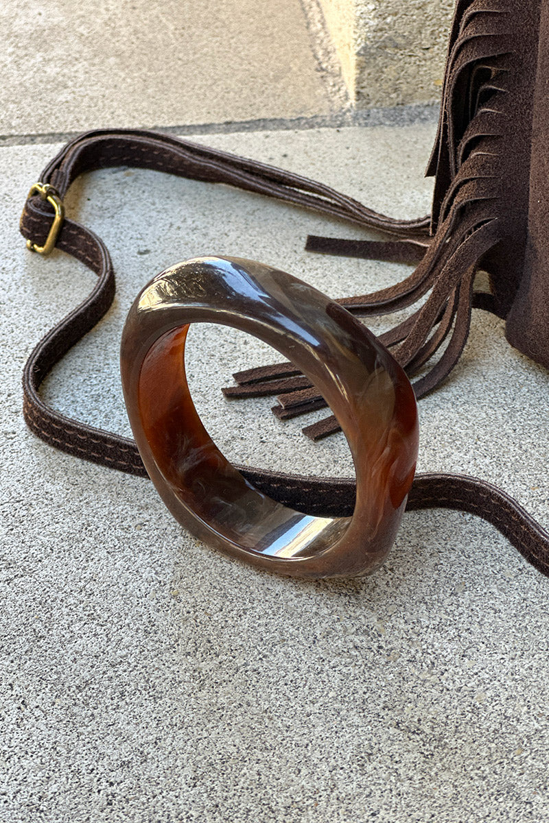 DELPHINE | Pulsera de aro de resina marmoleada marrón