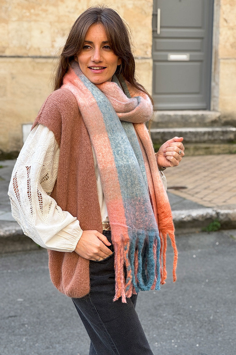 ARIANE | Bufanda supersuave de cuadros pastel rosa palo y azul con flecos