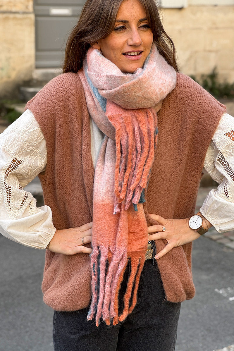 ARIANE | Bufanda supersuave de cuadros pastel rosa palo y azul con flecos