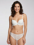 DAPHNÉ | Ensemble soutien-gorge et tanga ajouré et bijoux strassé - Blanc