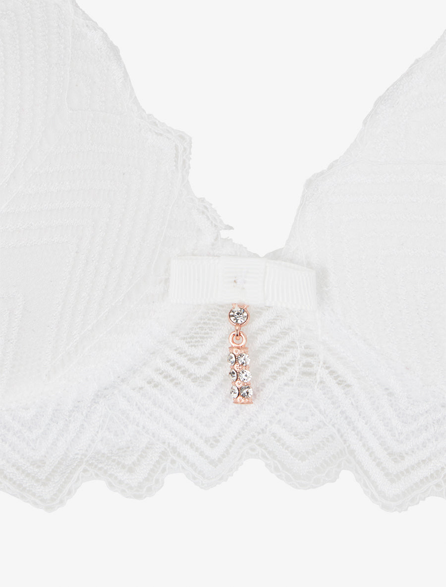CLÉMENCE | Ensemble soutien-gorge et tanga ajouré à bijoux strassés - Blanc