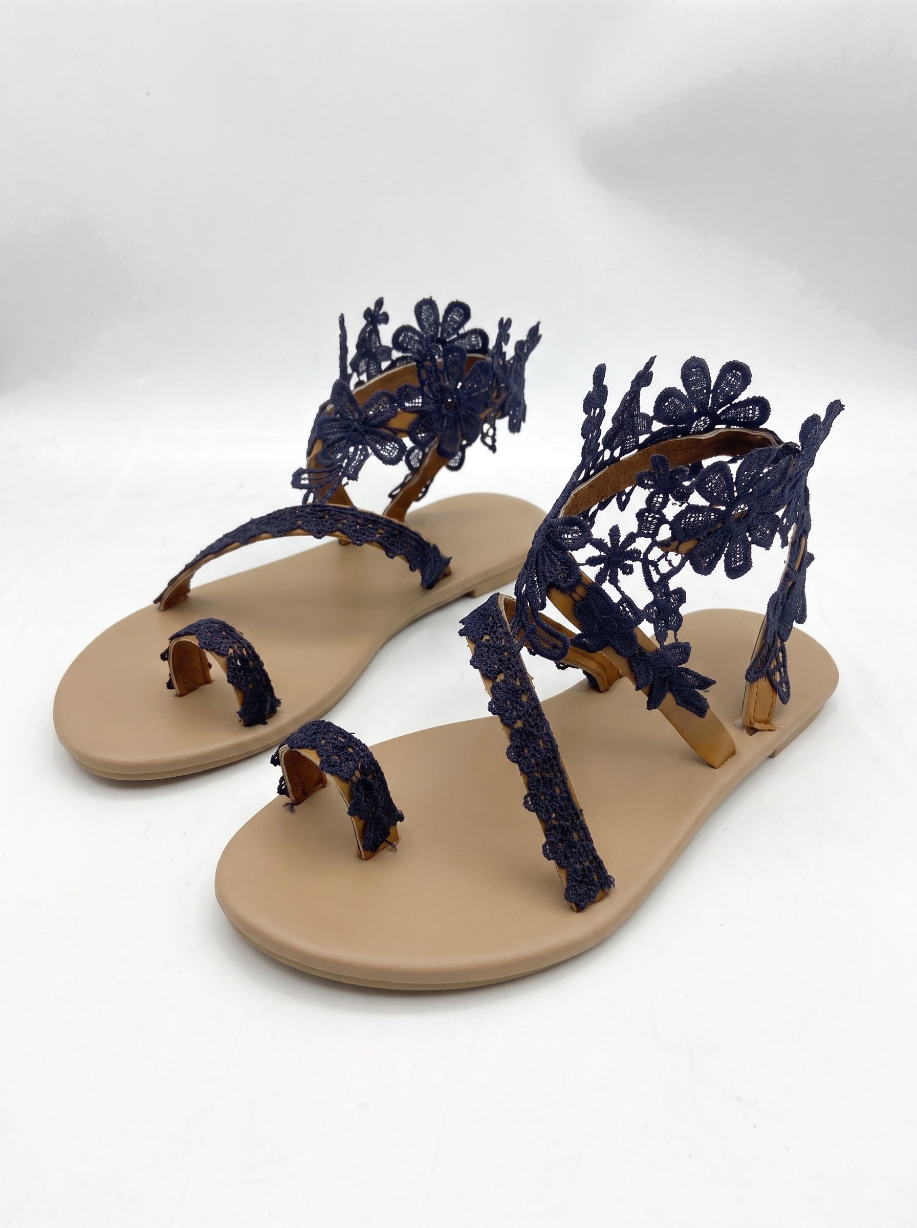 MARGUERITE | Sandales plates à fleur et lanière d'orteil