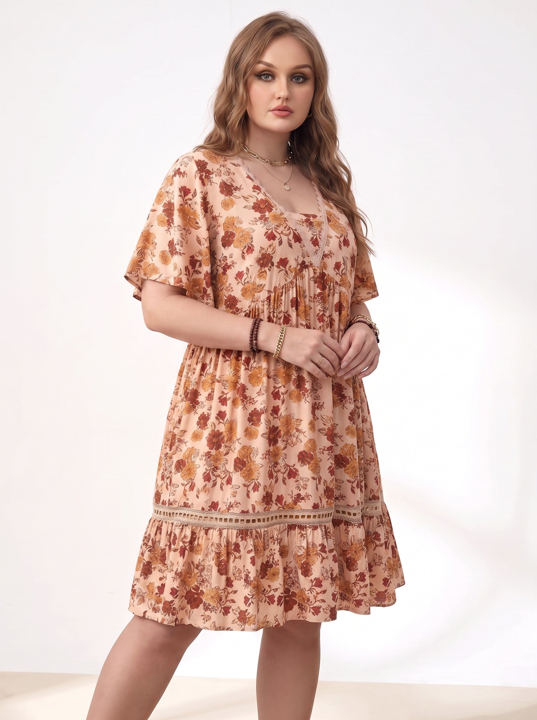 ANAÏS | Robe fleurie au crochet, manches volantées