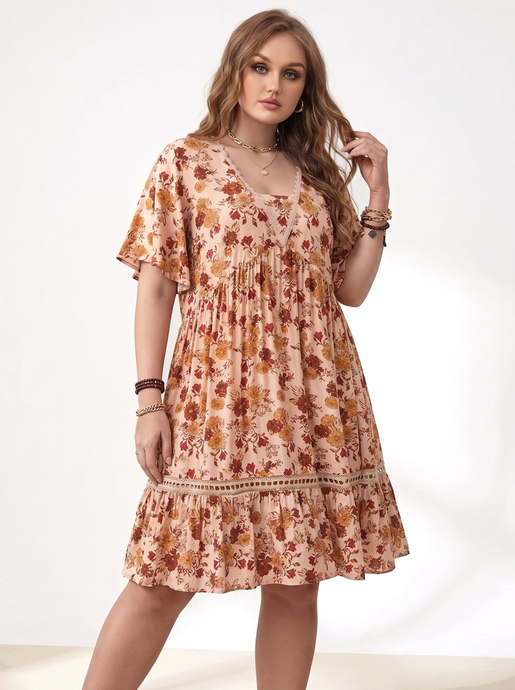 ANAÏS | Robe fleurie au crochet, manches volantées