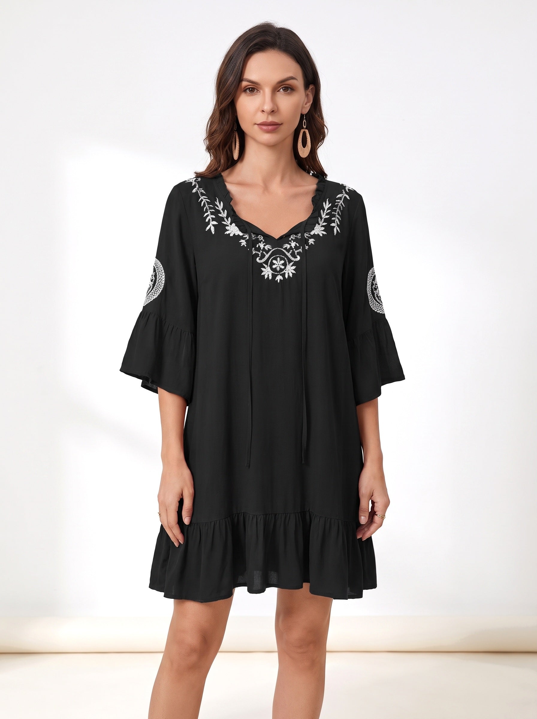 LÉONIE | Robe courte imprimée, col noué et manches volantées