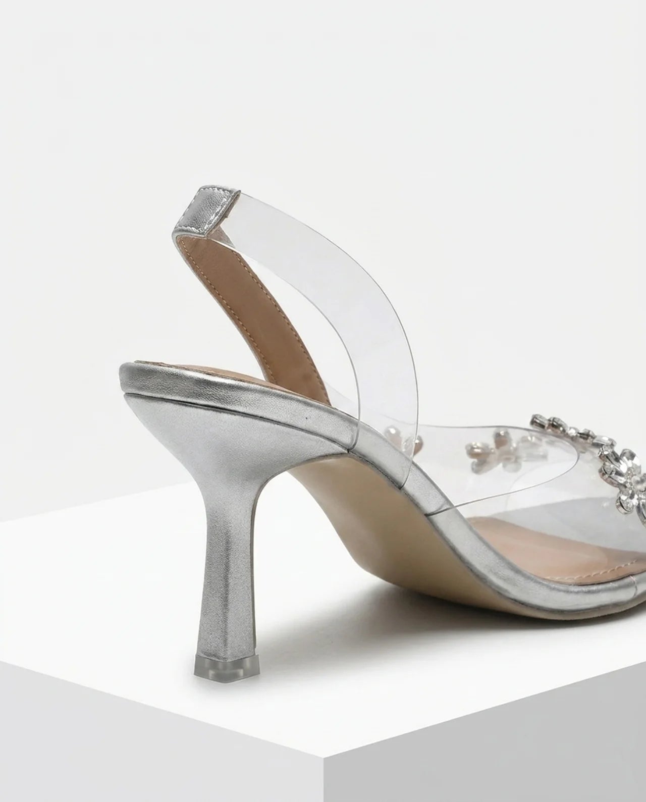 SCARLETT | Sandales à talon, bride transparente et fleur