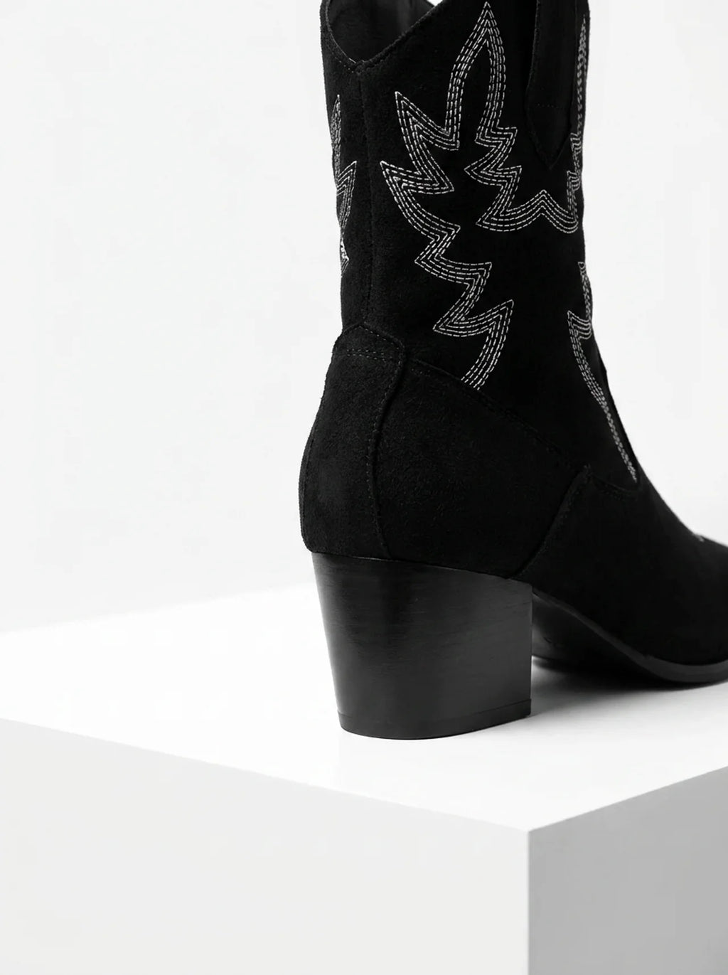 CHELSEA | Bottes western brodées, bout pointu
