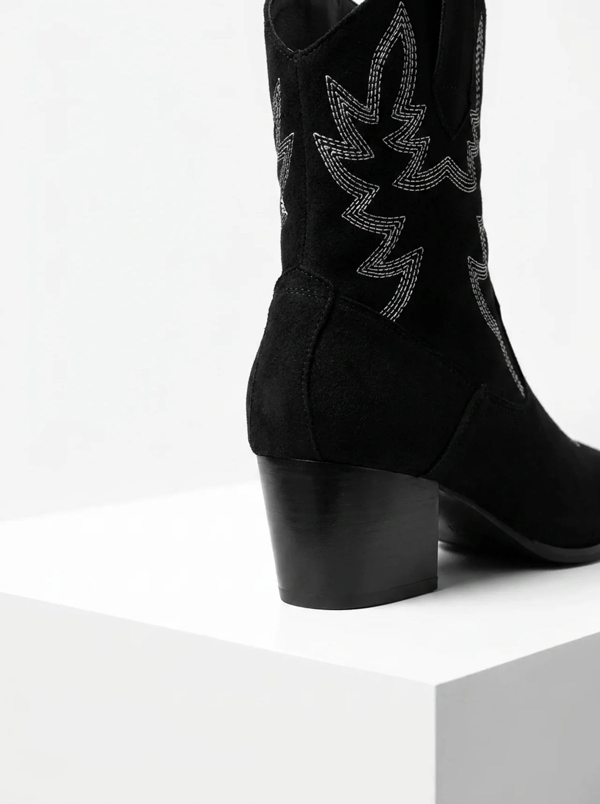 CHELSEA | Bottes western brodées, bout pointu